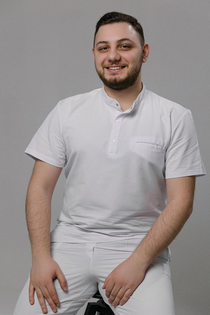 Мехтиев Рамиль Шахинович – стоматолог-хирург в Рязани